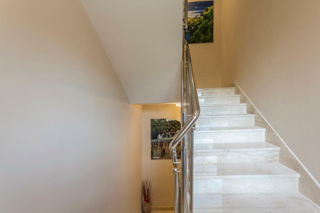 Villa Flores Rogoznica  Dış mekan fotoğraf